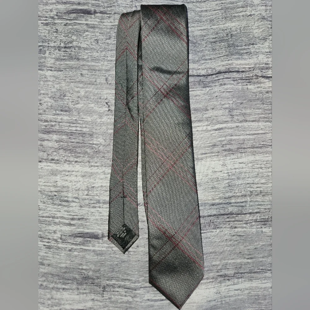 Calvin Klein Gray Polyester Silk Neck Tie‎